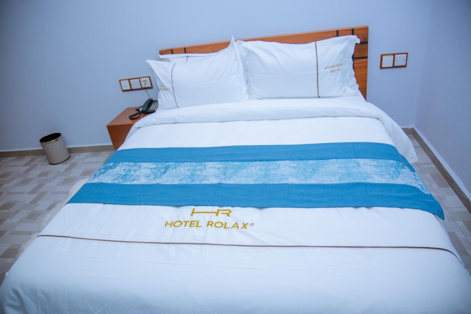 Hotel Rolax Dar es Salaam Buitenkant foto