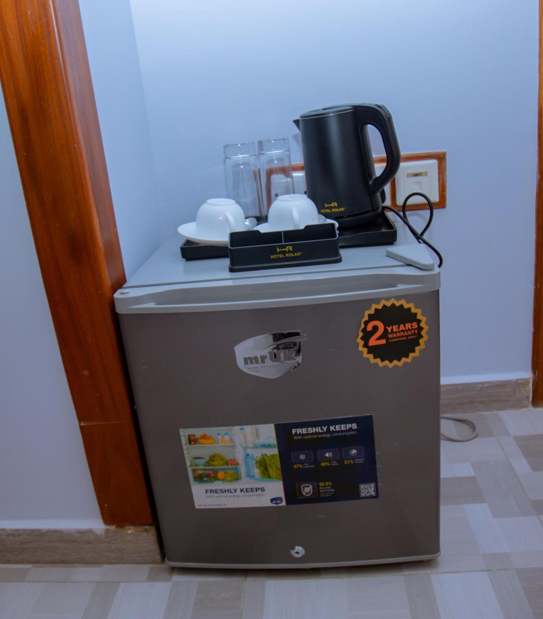 Hotel Rolax Dar es Salaam Buitenkant foto