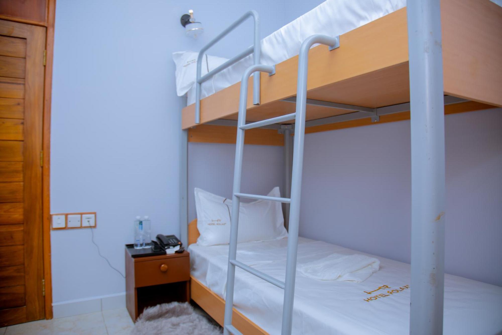 Hotel Rolax Dar es Salaam Buitenkant foto